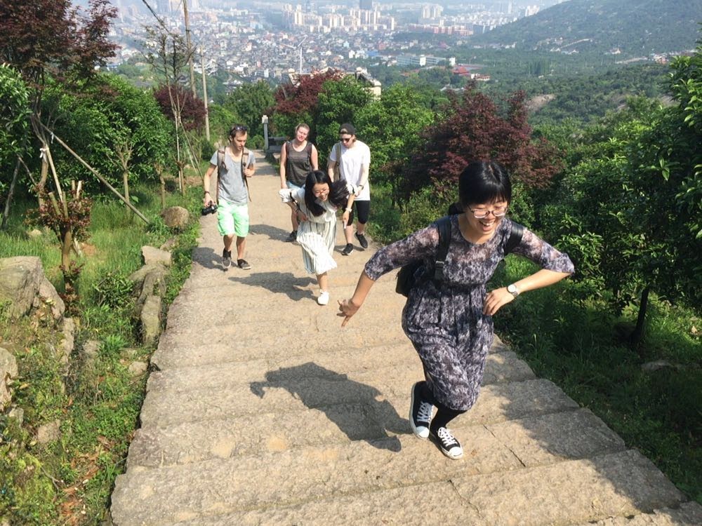 Bergwandeling Lukas Xu Coaching - financiële vrijheid